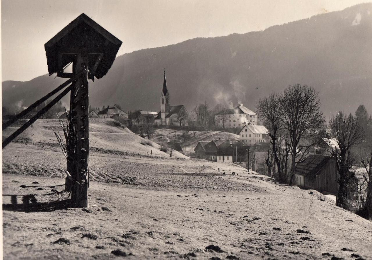 Apartments Edelweiss & Enzian - Gaestehaus Zum Fuchs Hermagor-Pressegger See Exteriör bild