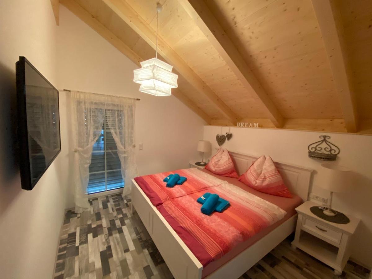 Apartments Edelweiss & Enzian - Gaestehaus Zum Fuchs Hermagor-Pressegger See Exteriör bild