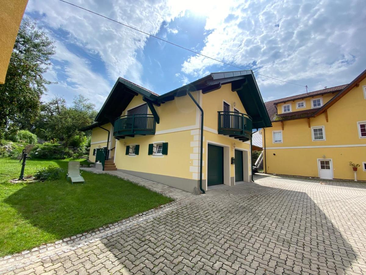 Apartments Edelweiss & Enzian - Gaestehaus Zum Fuchs Hermagor-Pressegger See Exteriör bild